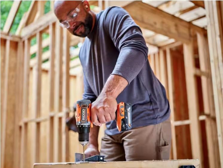 18V Cordless 1/2 in. Drill/Driver Kit with 2.0 AH Battery and Charger I46366