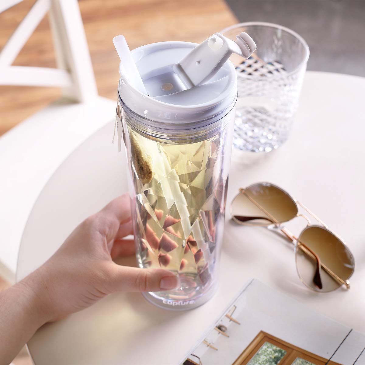 22 oz Clear Diamond Shake Tumbler Cup P239
