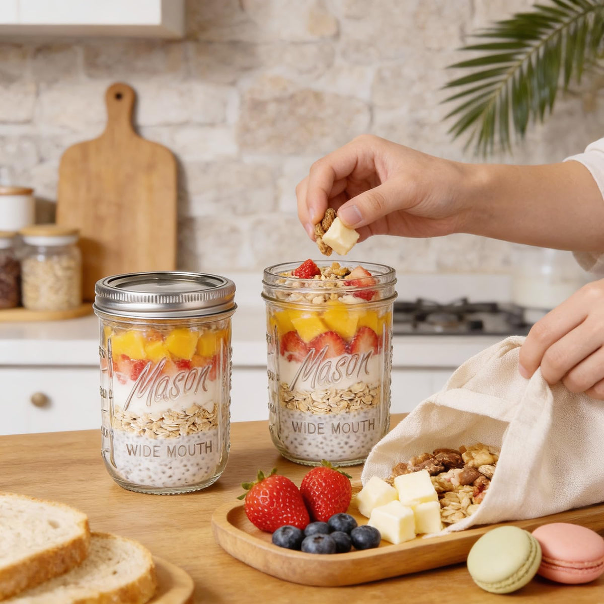 6-Pack 16 oz Wide Mouth Glass Mason Jars with Lids H82196
