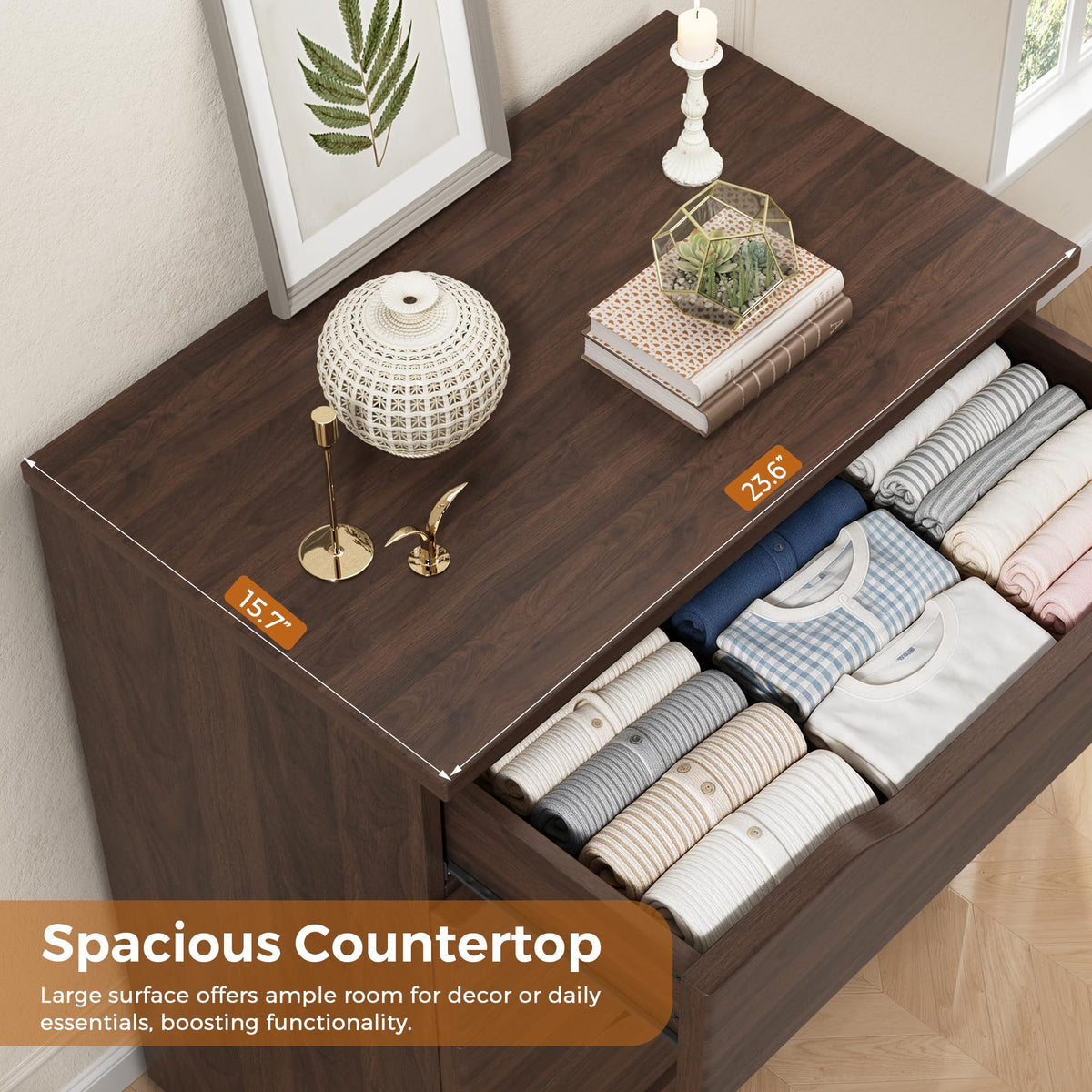 Brown 5 Drawer Dresser R663351